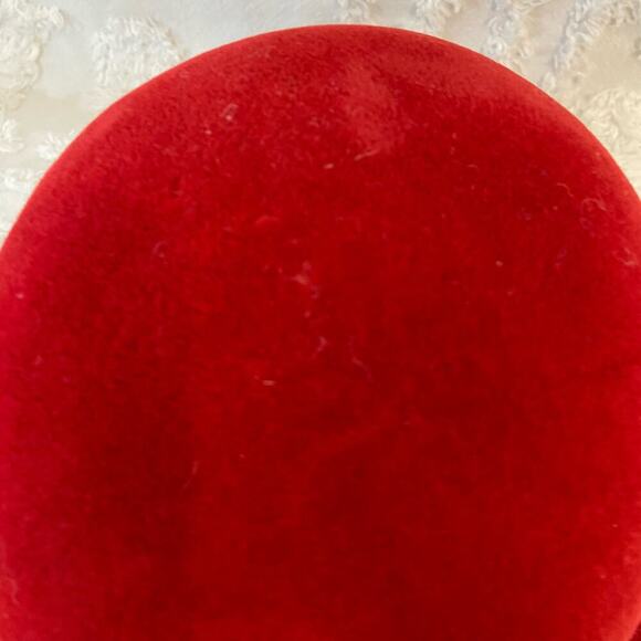 VINTAGE DACHETTES Red Mushroom Hat SzOS Velvet Victorian Regency 50s Era Costume - Picture 3 of 9